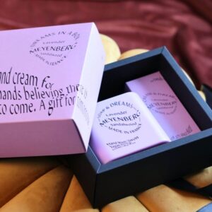 Meyenberg Lavender och Sandalwood handtvål och handkräm i gift box.